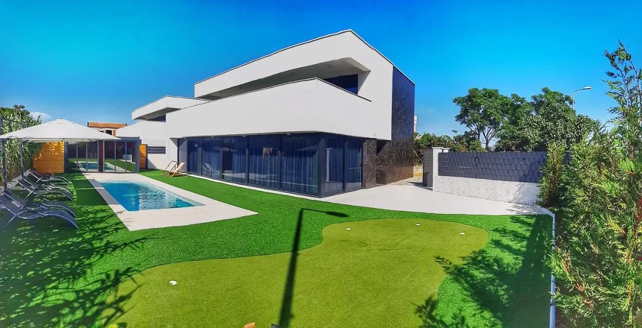 Villa Aurus - Luxury 5 Bedroom Vir Chorvatsko