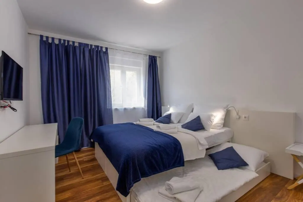 Villa Aurus - Luxury 5 Bedroom Vir