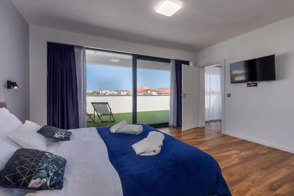 Villa Aurus - Luxury 5 Bedroom Vir