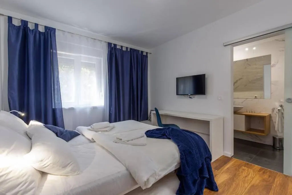 Villa Aurus - Luxury 5 Bedroom Vir 0*,