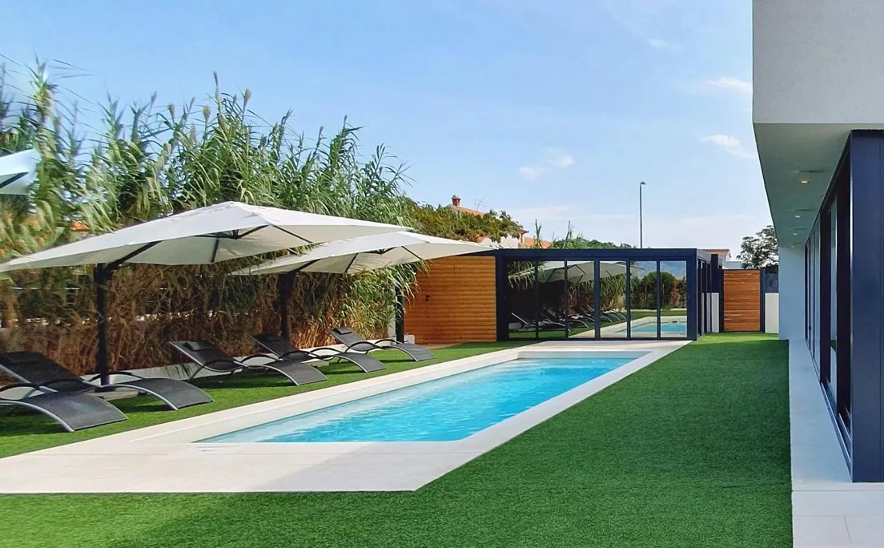 Villa Aurus - Luxury 5 Bedroom Vir 0*,  Croatia