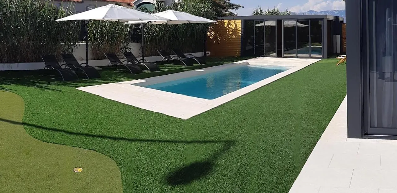 Villa Aurus - Luxury 5 Bedroom Vir
