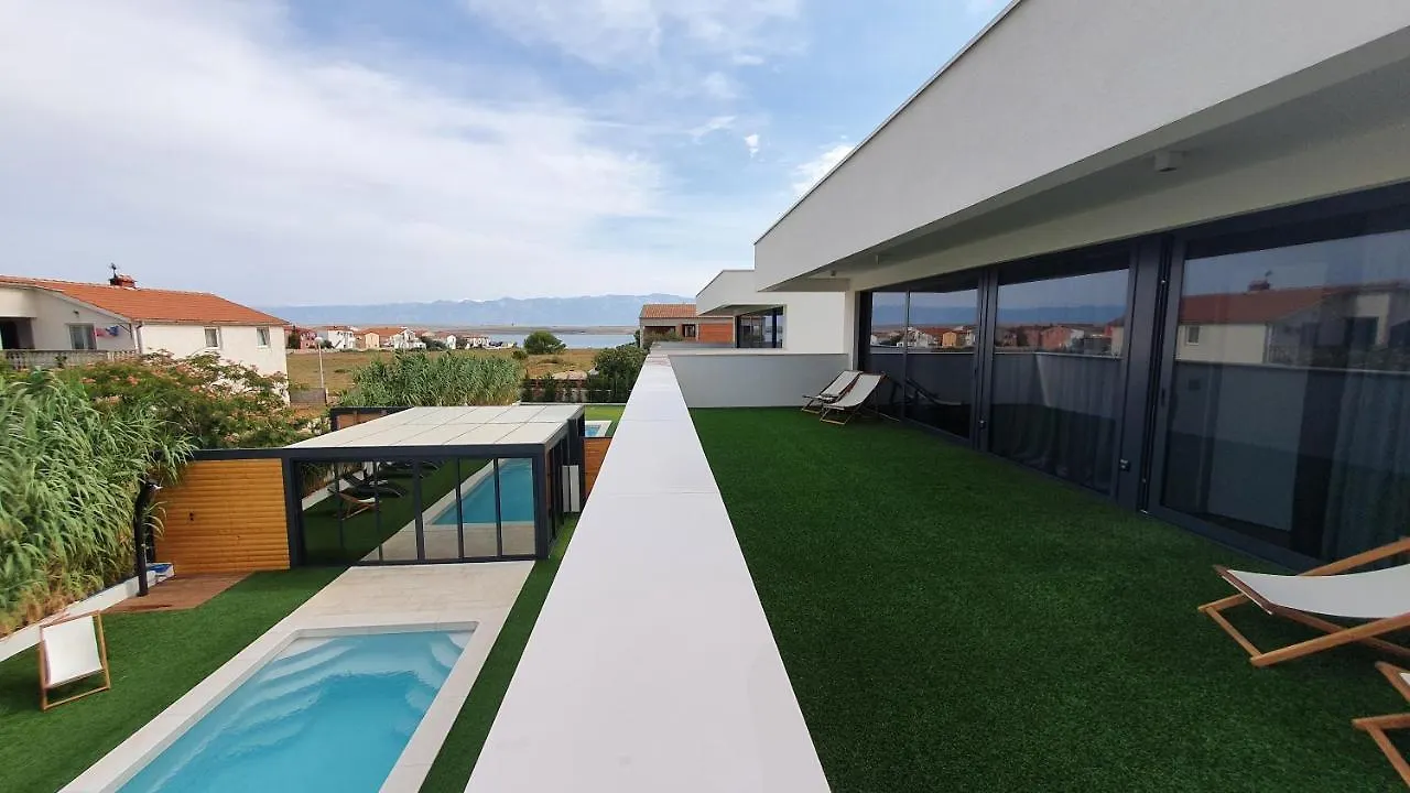 Villa Aurus - Luxury 5 Bedroom Vir
